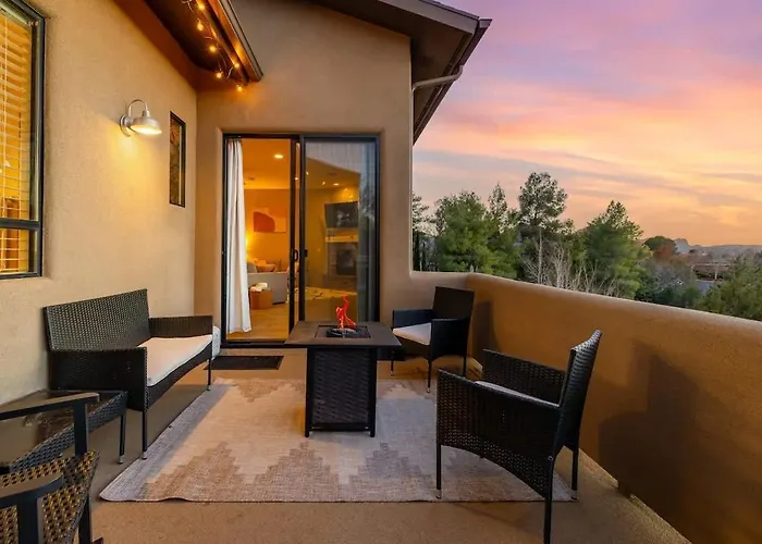 Mountain View Lookout-uptown Walkable Red Rock Views * Sedona