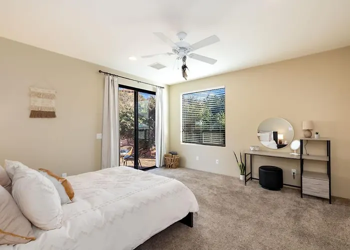Mountain View Lookout-uptown Walkable Red Rock Views * Sedona